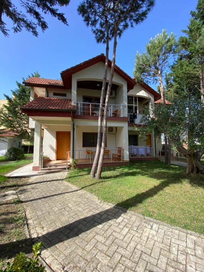 Hotel Garden Villa Ardo Golem  Exterior foto