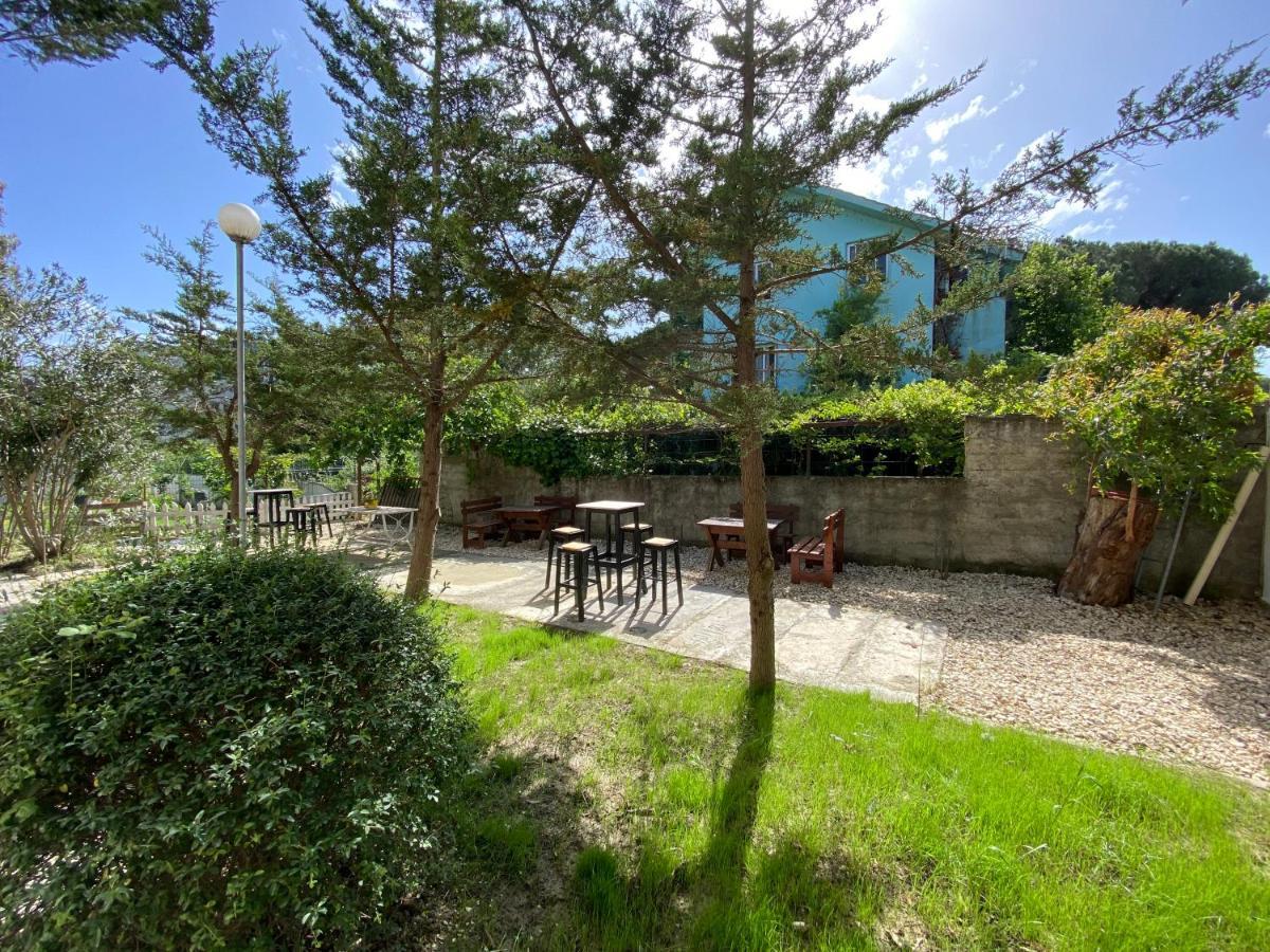 Hotel Garden Villa Ardo Golem  Exterior foto
